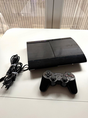 Sony playstation super - 3, slim